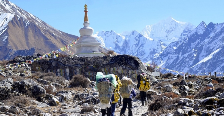 HOW TO PREPARE FOR AN EVEREST BASE CAMP TREK